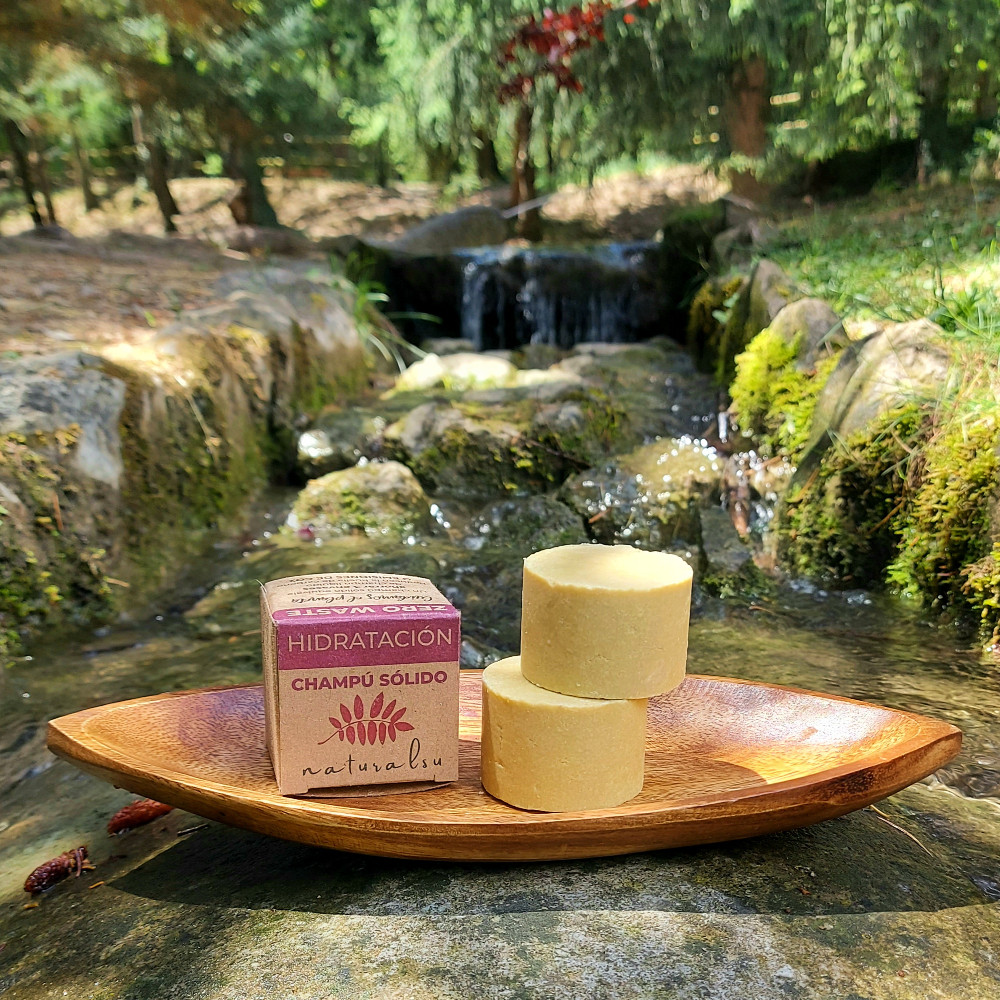 champú sólido purificante · shikakai & maní con esencia oriental champú sólido purificante · shikakai & maní con esencia oriental